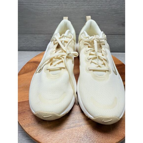 Nike In-Season TR 14 Coconut Milk HF1103-102 Women’s 12 - Picture 3 of 9